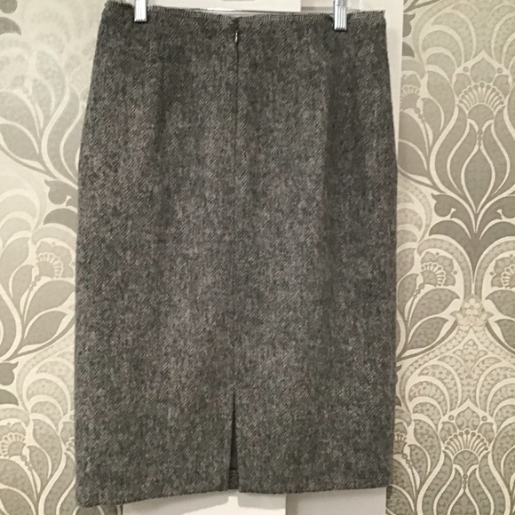 Roberta Scarpa Gray Wool Skirt Sz. 12 - Picture 7 of 7